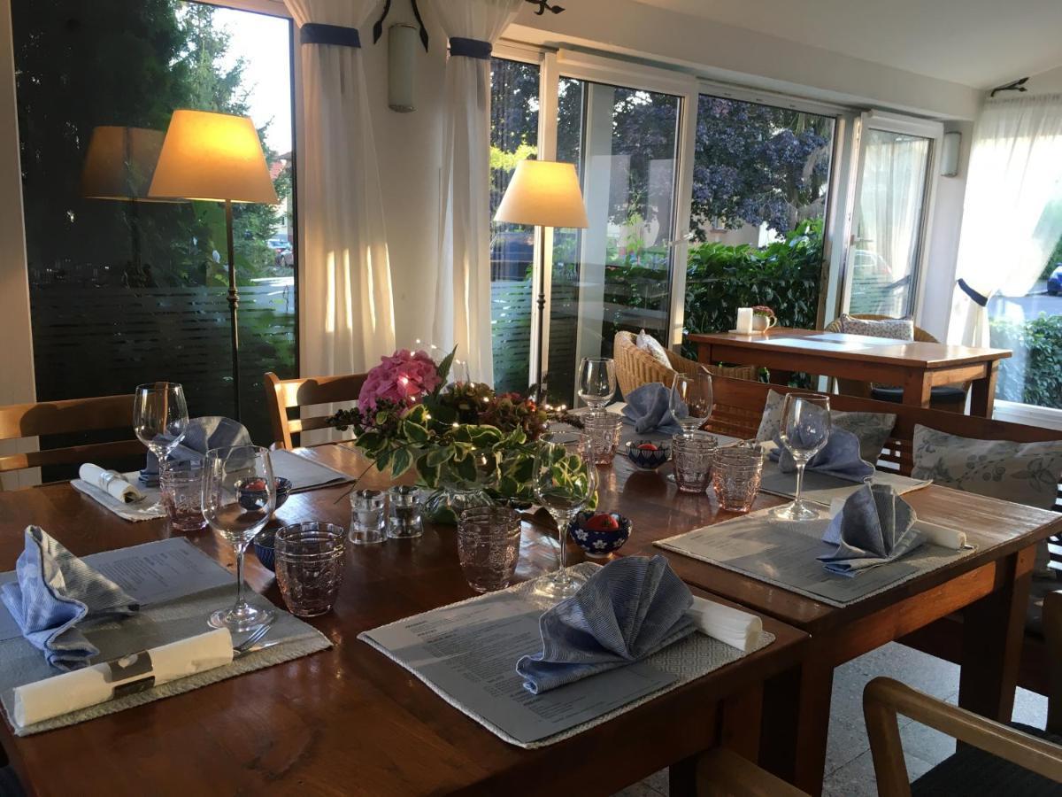 Pension A Restaurace Filip II มาเรียอานซเกลาซนี ภายนอก รูปภาพ