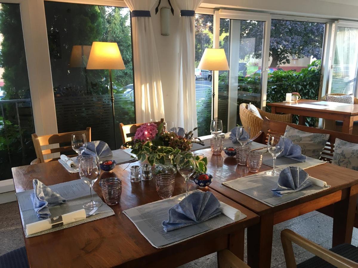 Pension A Restaurace Filip II มาเรียอานซเกลาซนี ภายนอก รูปภาพ