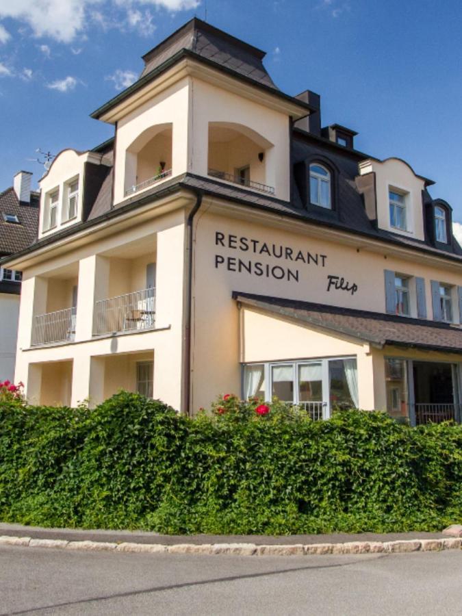 Pension A Restaurace Filip II มาเรียอานซเกลาซนี ภายนอก รูปภาพ