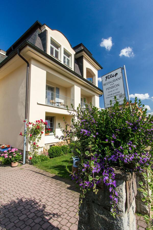 Pension A Restaurace Filip II มาเรียอานซเกลาซนี ภายนอก รูปภาพ